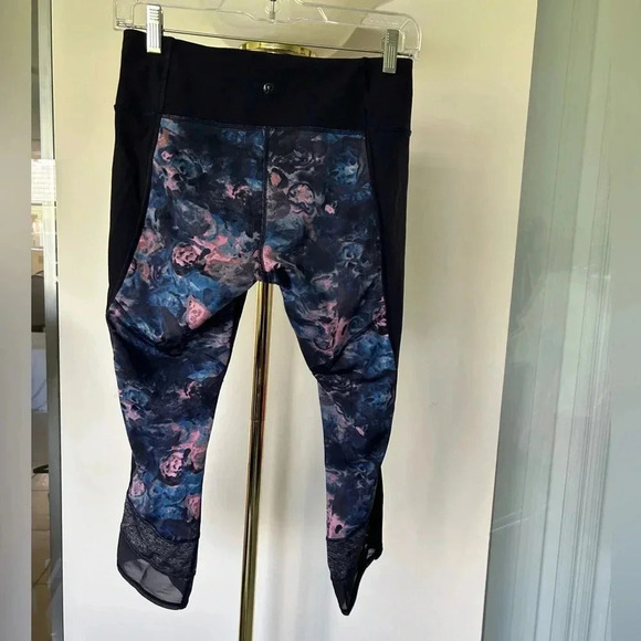 Lululemon If You’re Lucky crop leggings black multi Size 6 - Picture 4 of 8